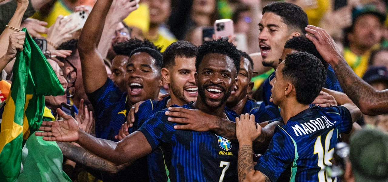 Seleção brasileira vence Austrália em jogo movimentado com seis gols e duas viradas